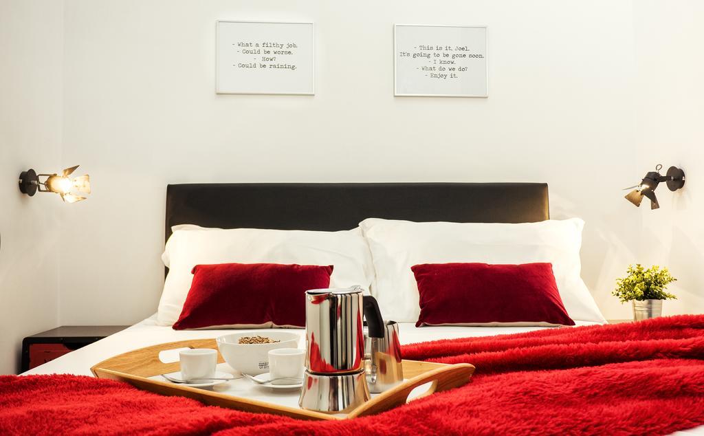 Bmga L Stylish Industrial Termini Apartment 로마 외부 사진